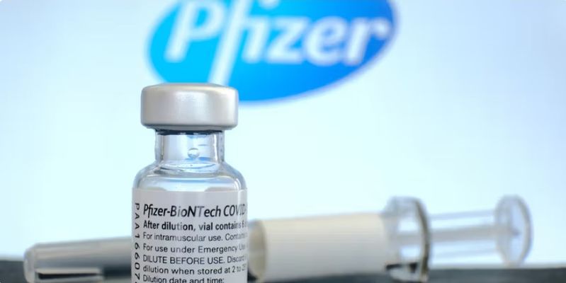 Pfizer alza la guidance 2026 dopo trimestrale oltre le attese