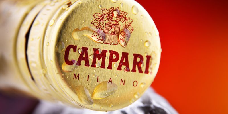 Campari torna a correre, assist dalla trimestrale di Diageo