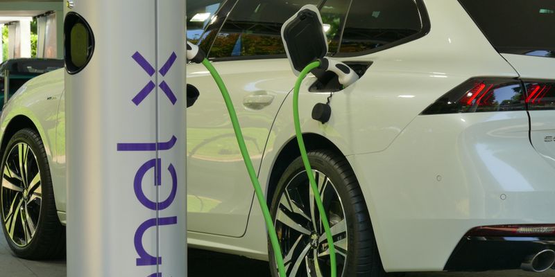 Enel non raggiungerà gli obiettivi ESG 2023. Sale il tasso dei bond