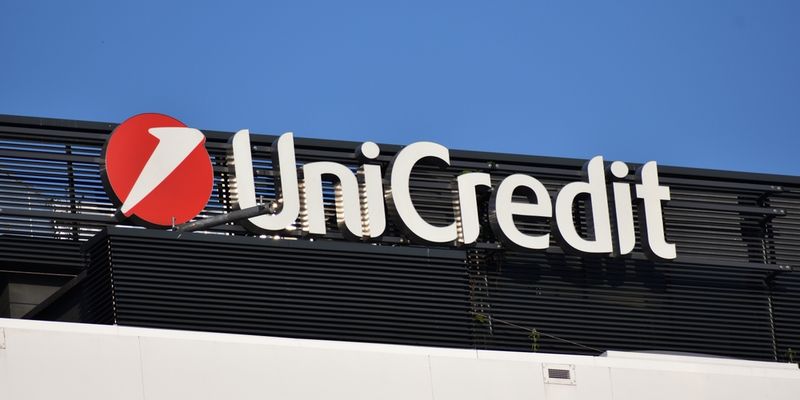 Signa presenta istanza di fallimento: l’impatto su Unicredit secondo gli analisti