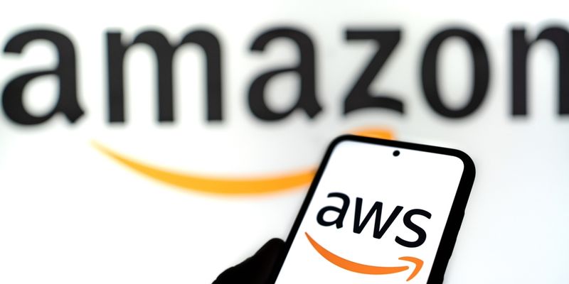 Amazon, deludono AWS e guidance