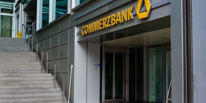 Commerzbank, voci su possibili operazioni di M&A