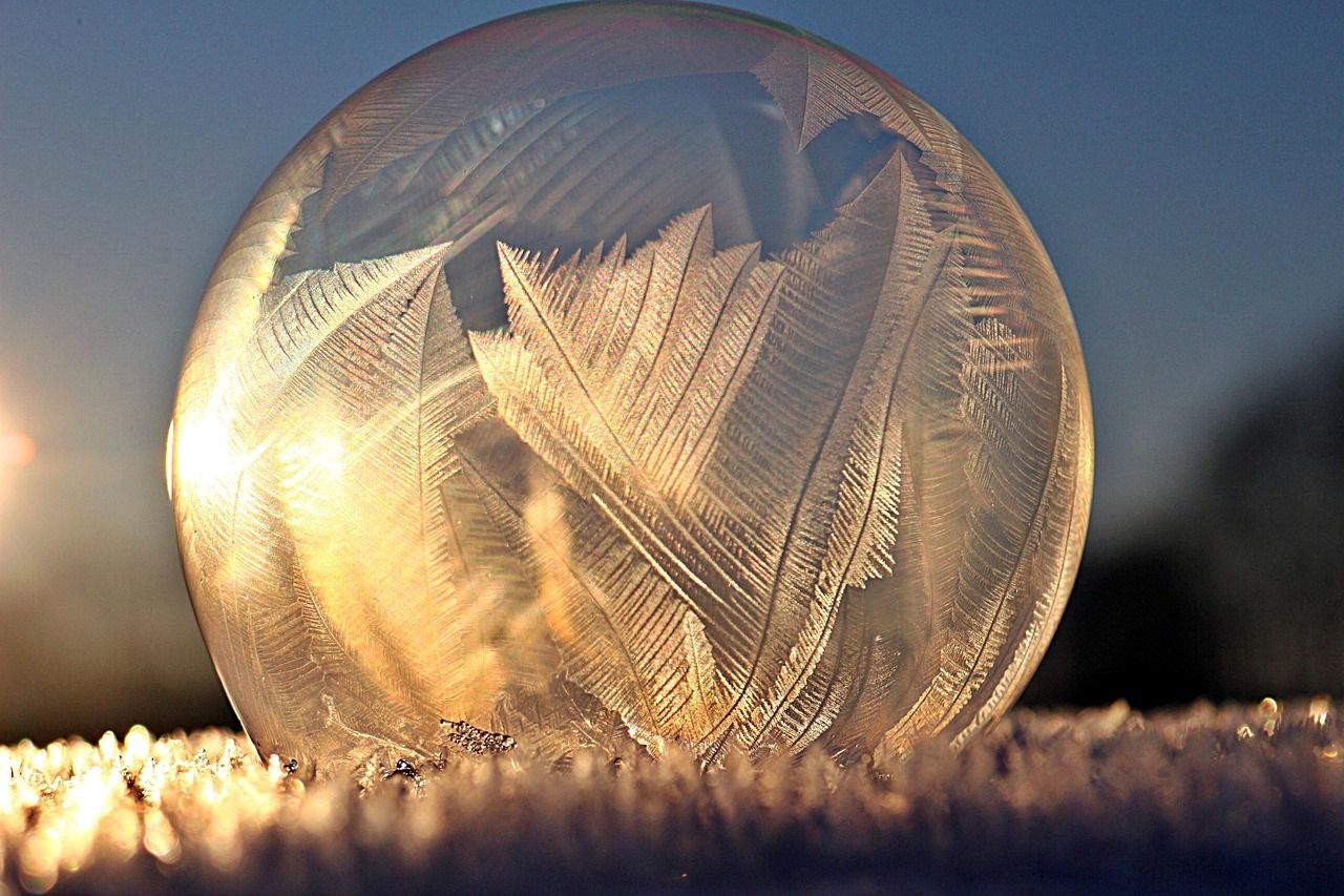 Intelligenza artificiale: cambio di paradigma o bolla speculativa?