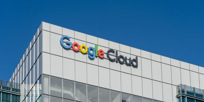 Azioni Alphabet a picco dopo delusione sul cloud