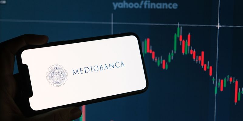 Mediobanca, uscita a sconto per Banca Mediolanum