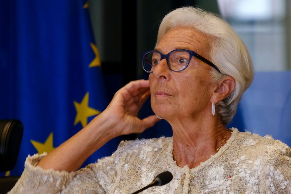 Lagarde: “tagli dei tassi in base ai dati. UE si prepari ai dazi”