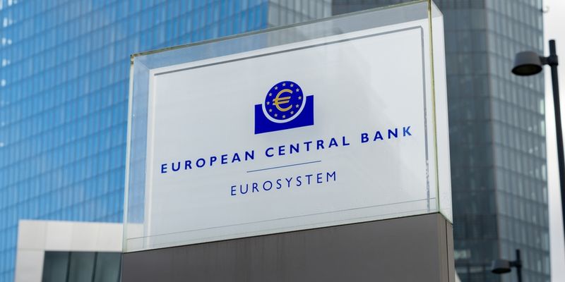 De Guindos (BCE): “porte aperte” ad altri due tagli nel 2024