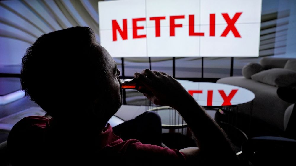 Netflix, vigilia di trimestrale: le previsioni degli analisti