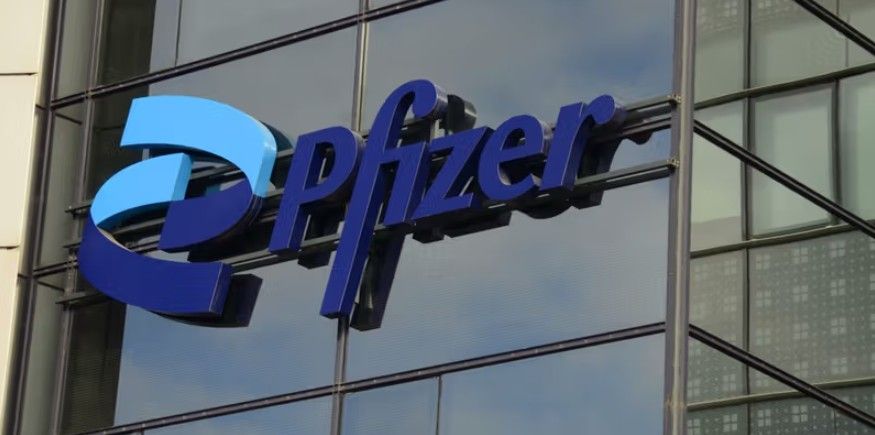 Pfizer, previsioni sotto le attese: meno vendite dei prodotti contro il Covid