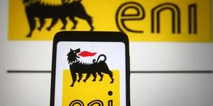 Sprint di Eni a Piazza Affari con la risalita del petrolio