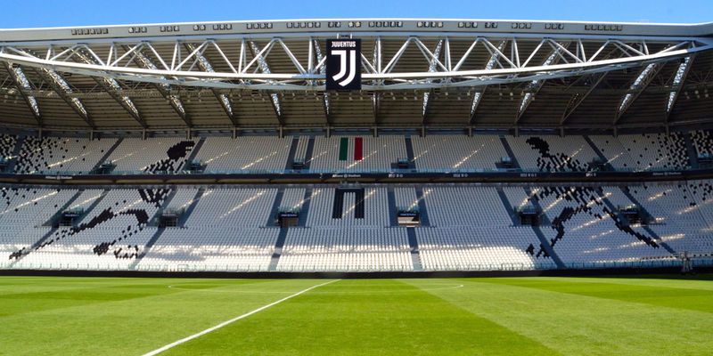 Azioni Juventus in crollo dopo l’uscita dalla Champions League