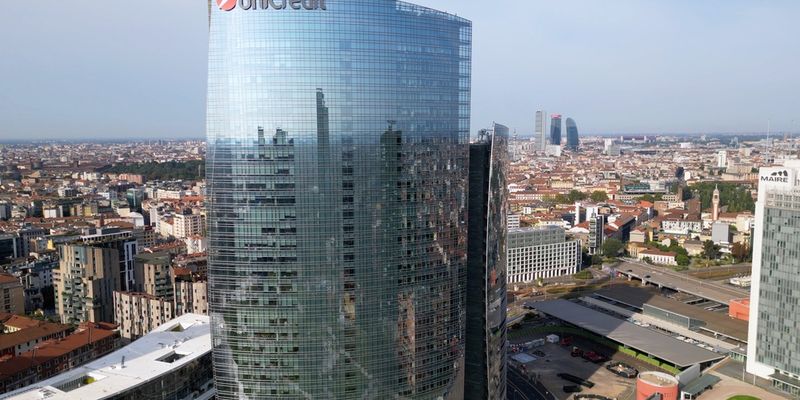 UniCredit sale in Generali, Banco Bpm risponde