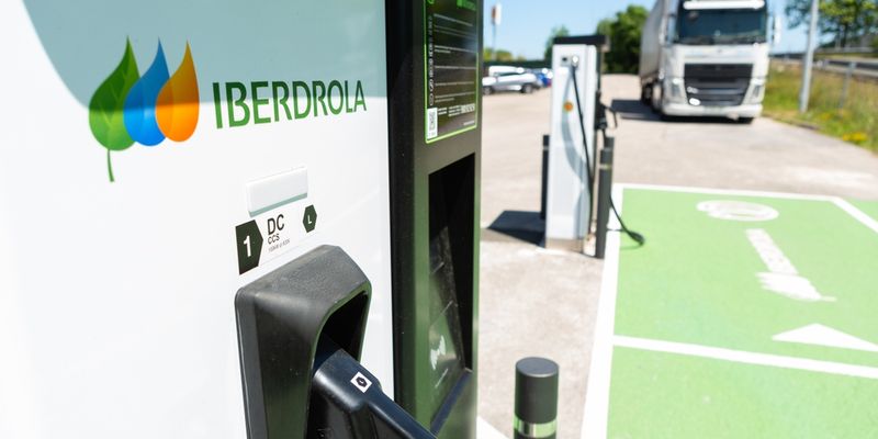 Iberdrola alza di nuova la guidance e aumenta il dividendo