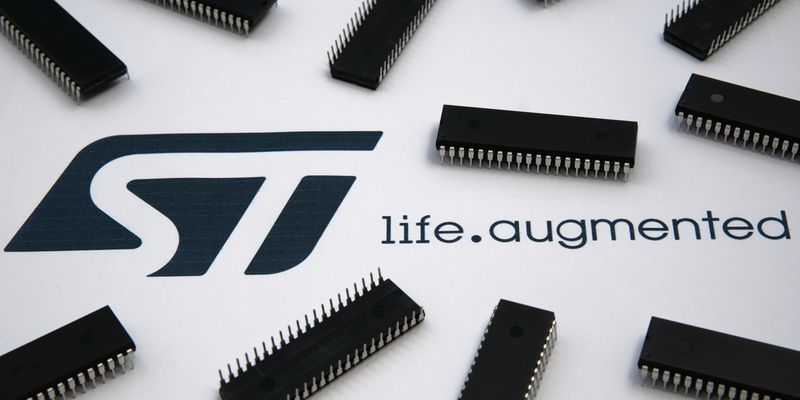 Stm in luce ma Trump minaccia nuovi dazi sui chip