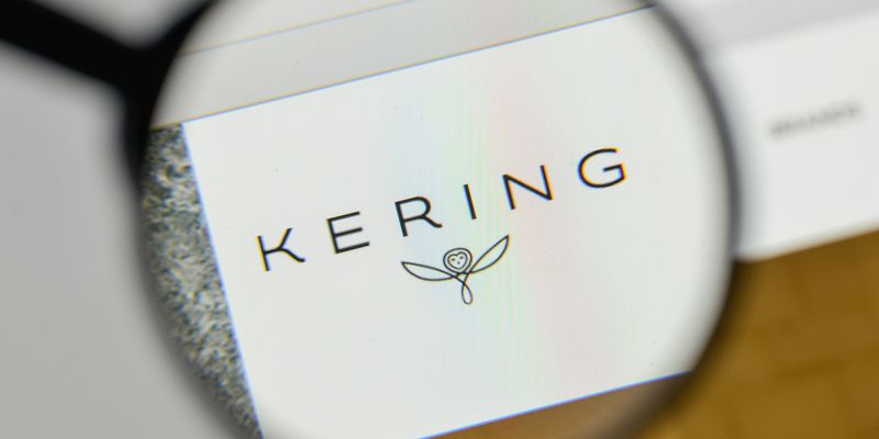 Acquisti sulle azioni Kering nonostante il forte calo delle vendite nel 2024