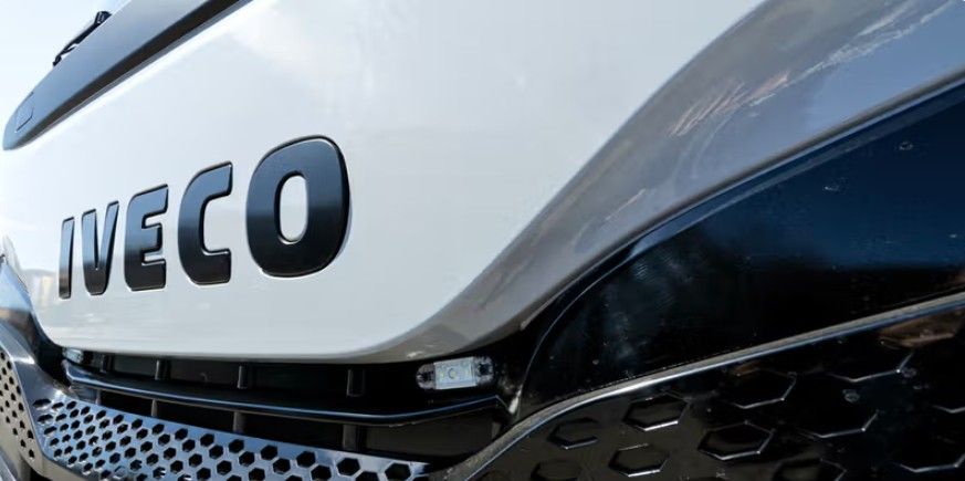 Iveco, 2025 “sfidante” con utili e ricavi in calo