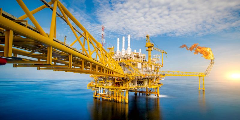 Petrolio ancora in calo tra schiarite in Medio Oriente e debolezza cinese