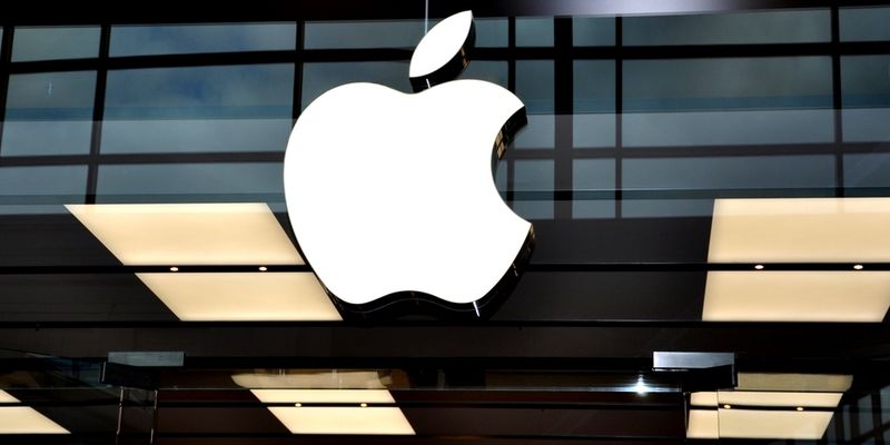 Apple al lavoro per integrare l’IA sull’iPhone: trattative in corso con Google