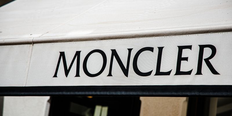 Azioni Moncler in ribasso, pesa delusione LVMH