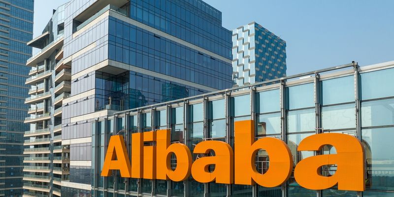 Alibaba: Jack Ma ci ripensa e non vende le sue azioni