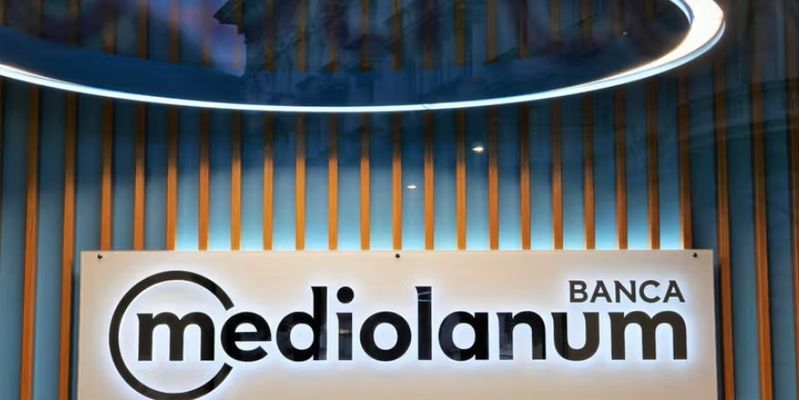 Banca Mediolanum, sale la raccolta ad agosto
