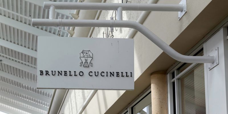 Azioni Brunello Cucinelli ancora nella tempesta: nuove sospensioni in borsa