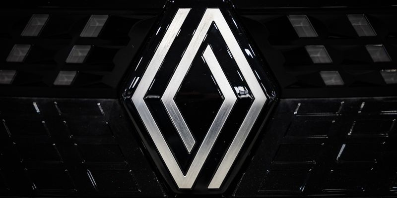 Renault brinda alla fusione fra Honda e Nissan