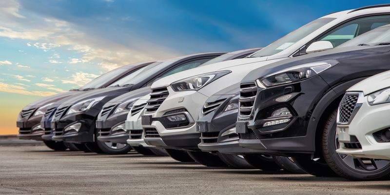 Diaspora automotive dagli indici europei: arrivederci per Pirelli, Stellantis e Mercedes