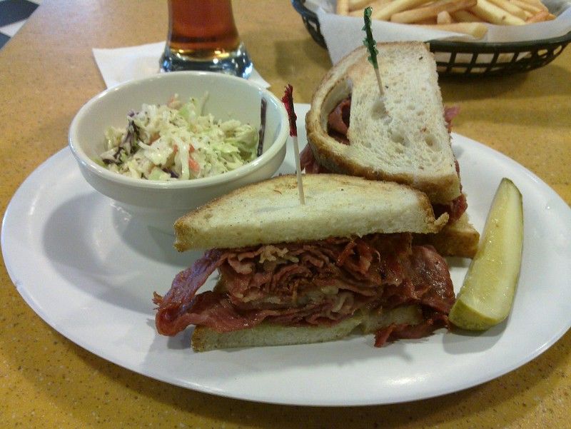 Noshville Deli