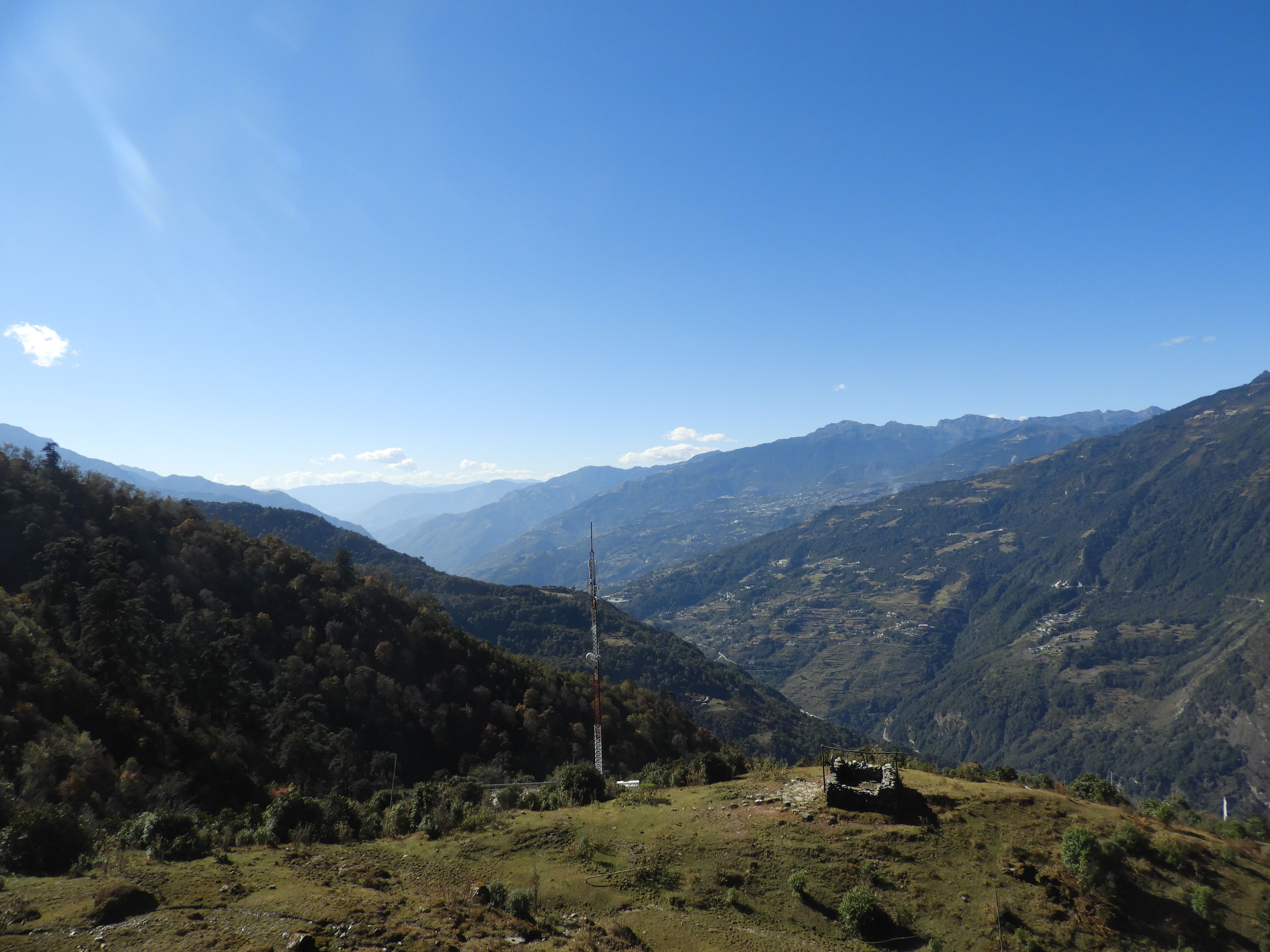 Route moto dans les vallées de l’Arunachal Pradesh