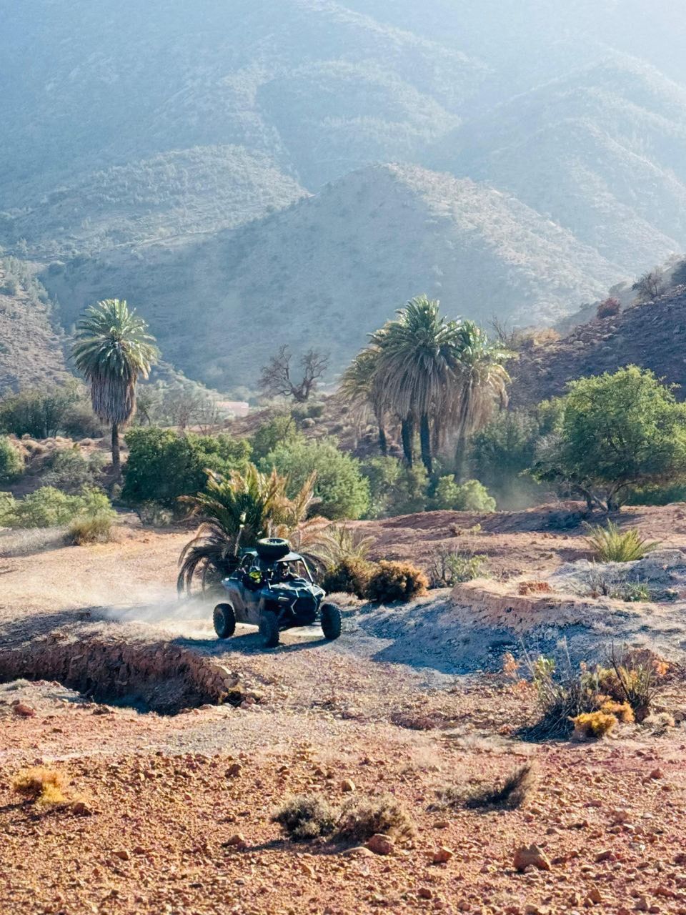 Polaris RZR sur les pistes du Moyen Atlas entre Ifrane et Midelt