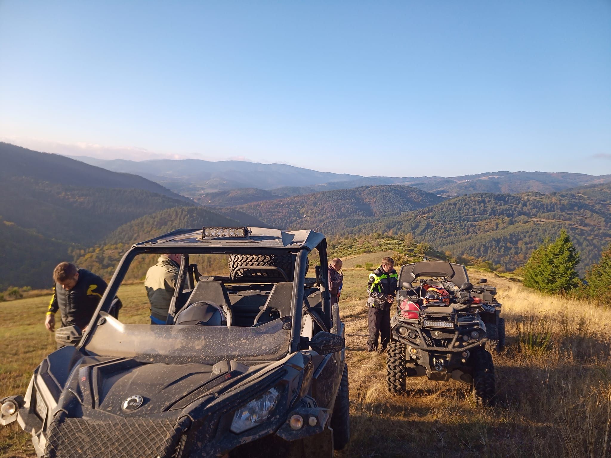 Quad ou SSV dans les paysages volcaniques d’Auvergne