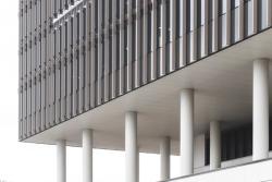 Missing alternative text