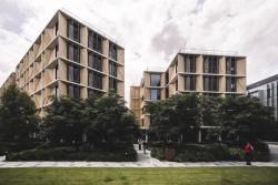 Missing alternative text