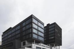 Missing alternative text