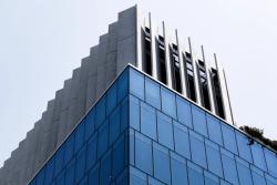 Missing alternative text