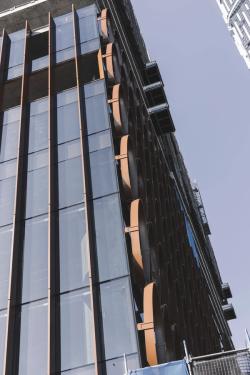 Missing alternative text