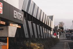 Missing alternative text