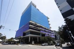 Missing alternative text