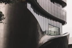 Missing alternative text