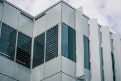 Missing alternative text