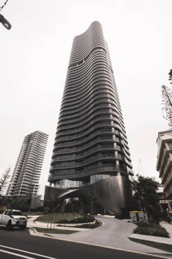 Missing alternative text