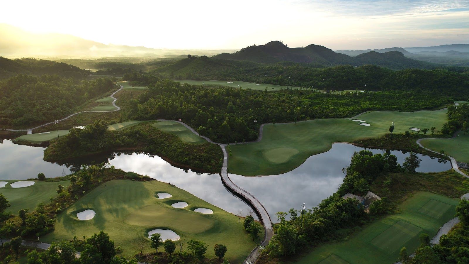 Amfibiekøretøjer kromatisk handling Ba Na Hills Golf Club - Top 100 Golf Courses of Vietnam | Top 100 Golf  Courses