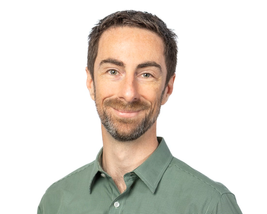 Adrian Ennis Headshot