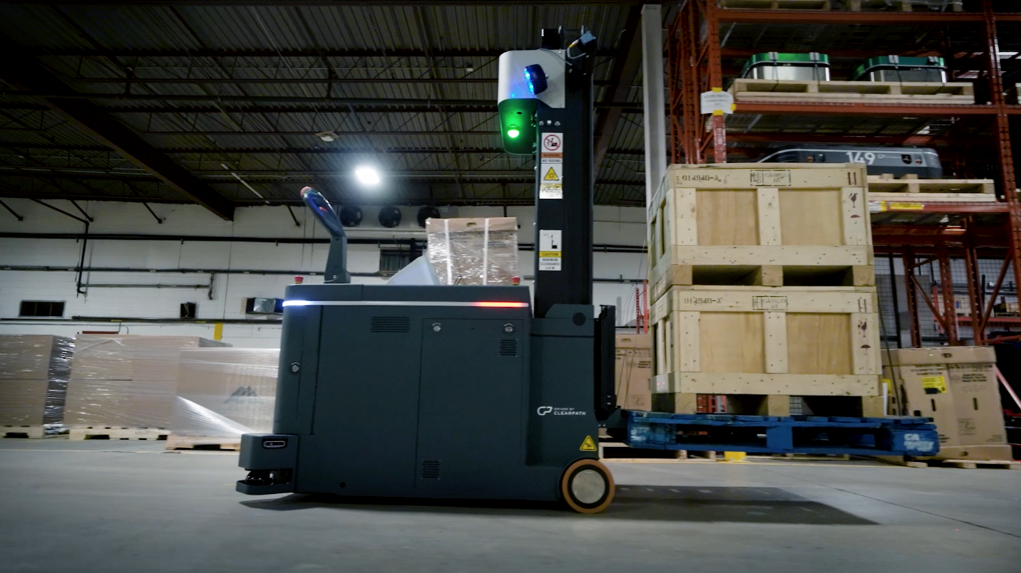 OTTO Lifter autonomously delivering materials.