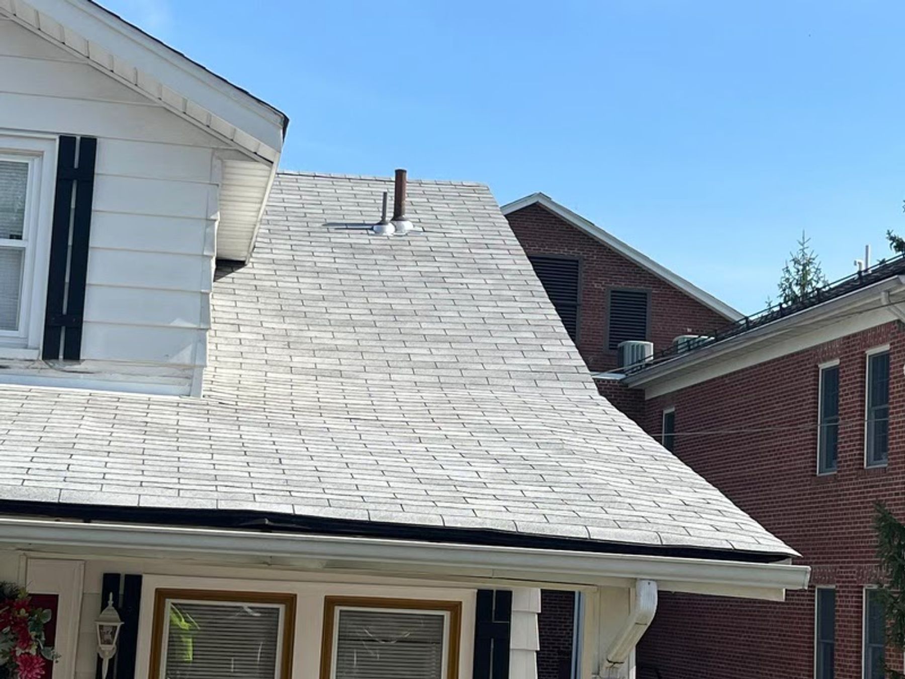 Emergency roof repair NJ - AMERICAN ROOFING PROS
