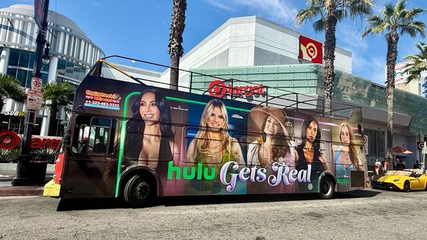 Pivot Media Ventures Partners with Starline Tours to Provide Impactful OOH and Experiential Platform in Los Angeles
