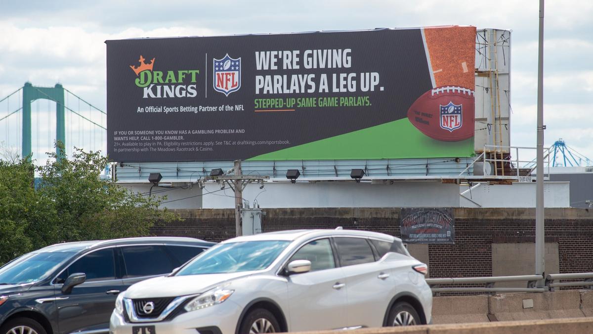 Why Smart Brands Activate OOH Advertising During March Madness (and Every Major Sporting Event)
