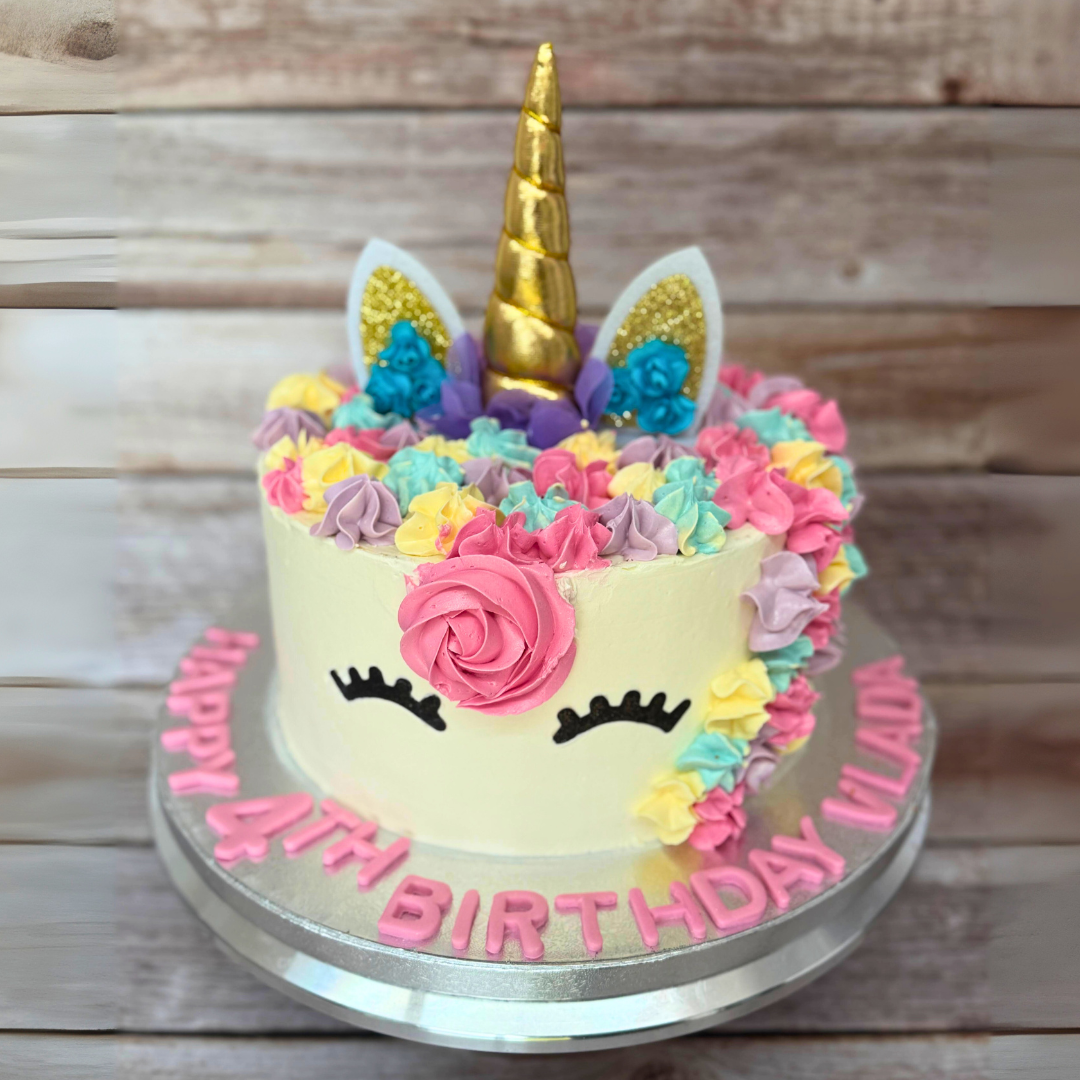 Close crop of a vanilla celebration cake suitable for Leeds delivery