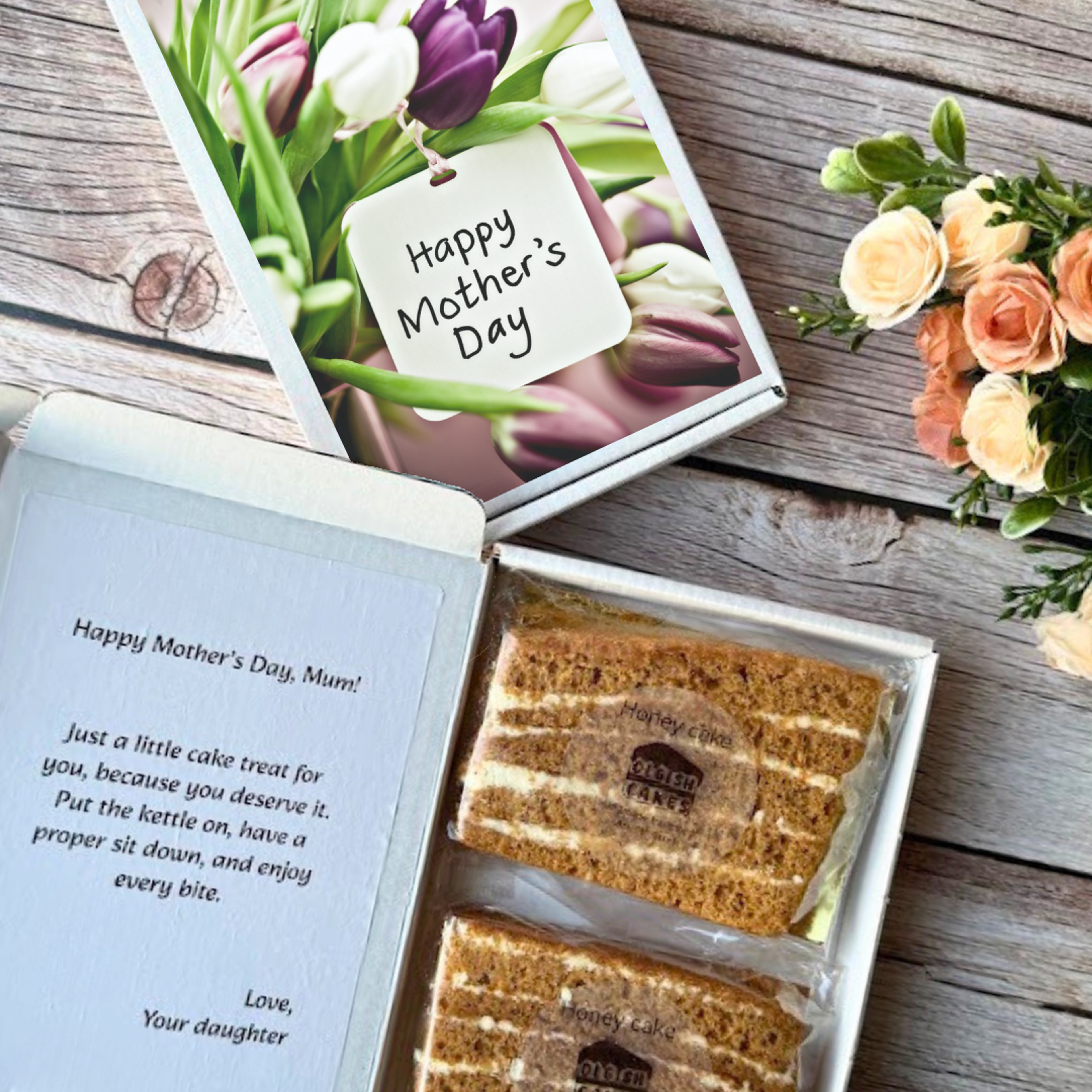 Postcard cake in the box